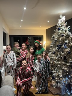 Childrens party entertainer for ages 4-13